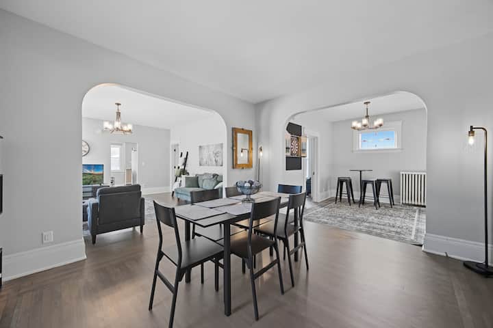Peace: 4br-2bt, 2 Kitchens/ 2 Living Rms - Saint Paul, MN