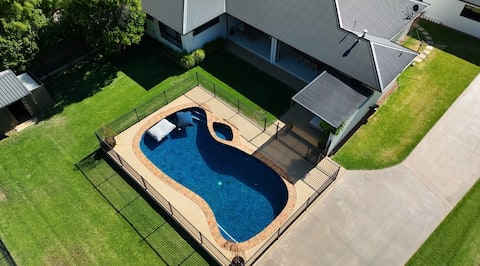 Exclusive Riverfront Retreat - Private Boat Ramp