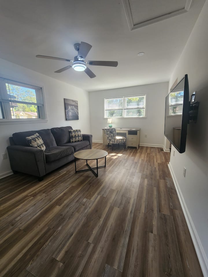 Stones Throw To Redstone - Huntsville, AL
