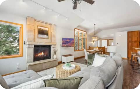 Top performing Airbnb: 1 Bed 1.5 Bath Walk to River Close to Town in Fort Collins / Loveland