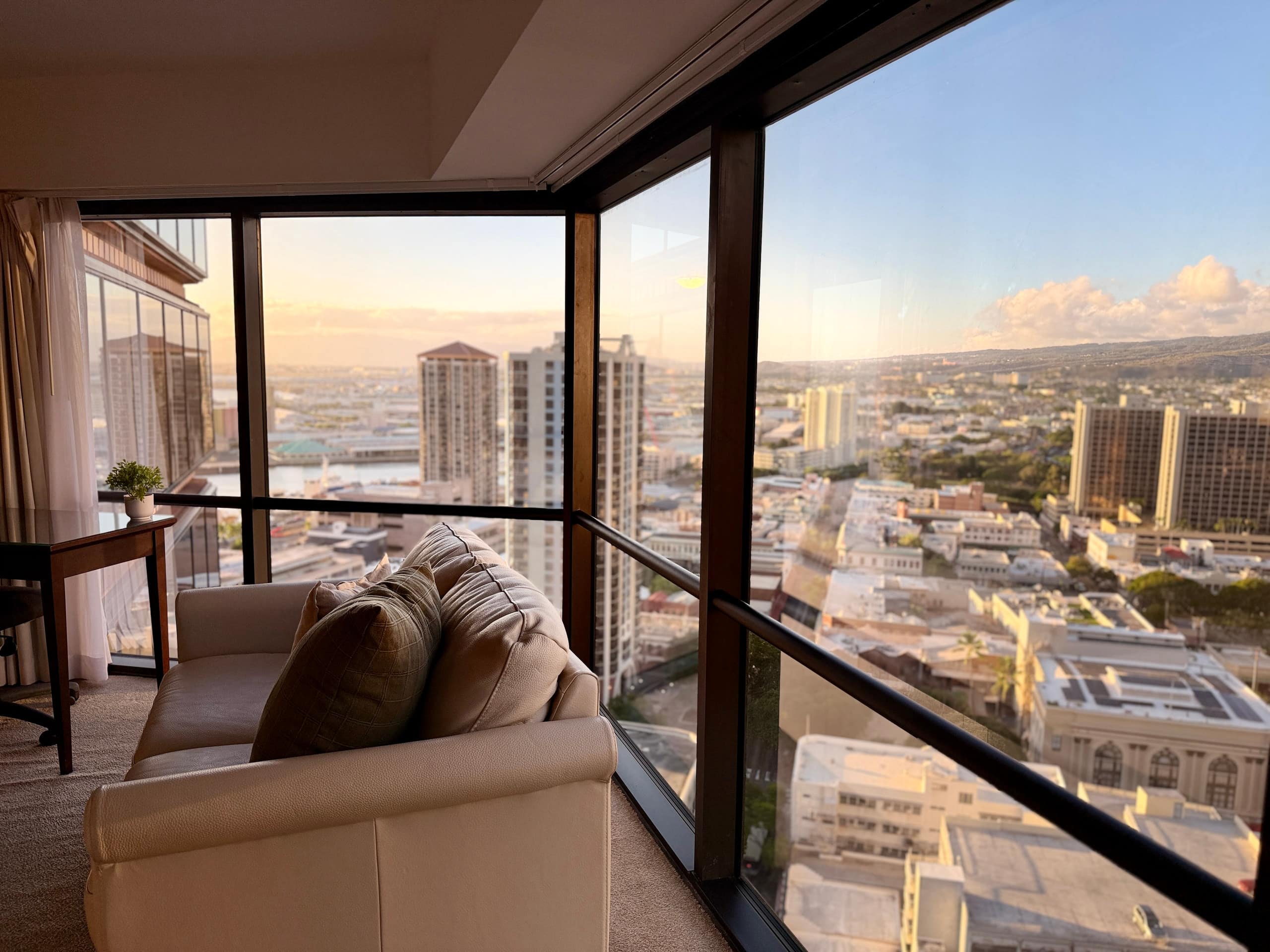 Spacious Honolulu Studio Retreat w/ Parking & AC - Image 18