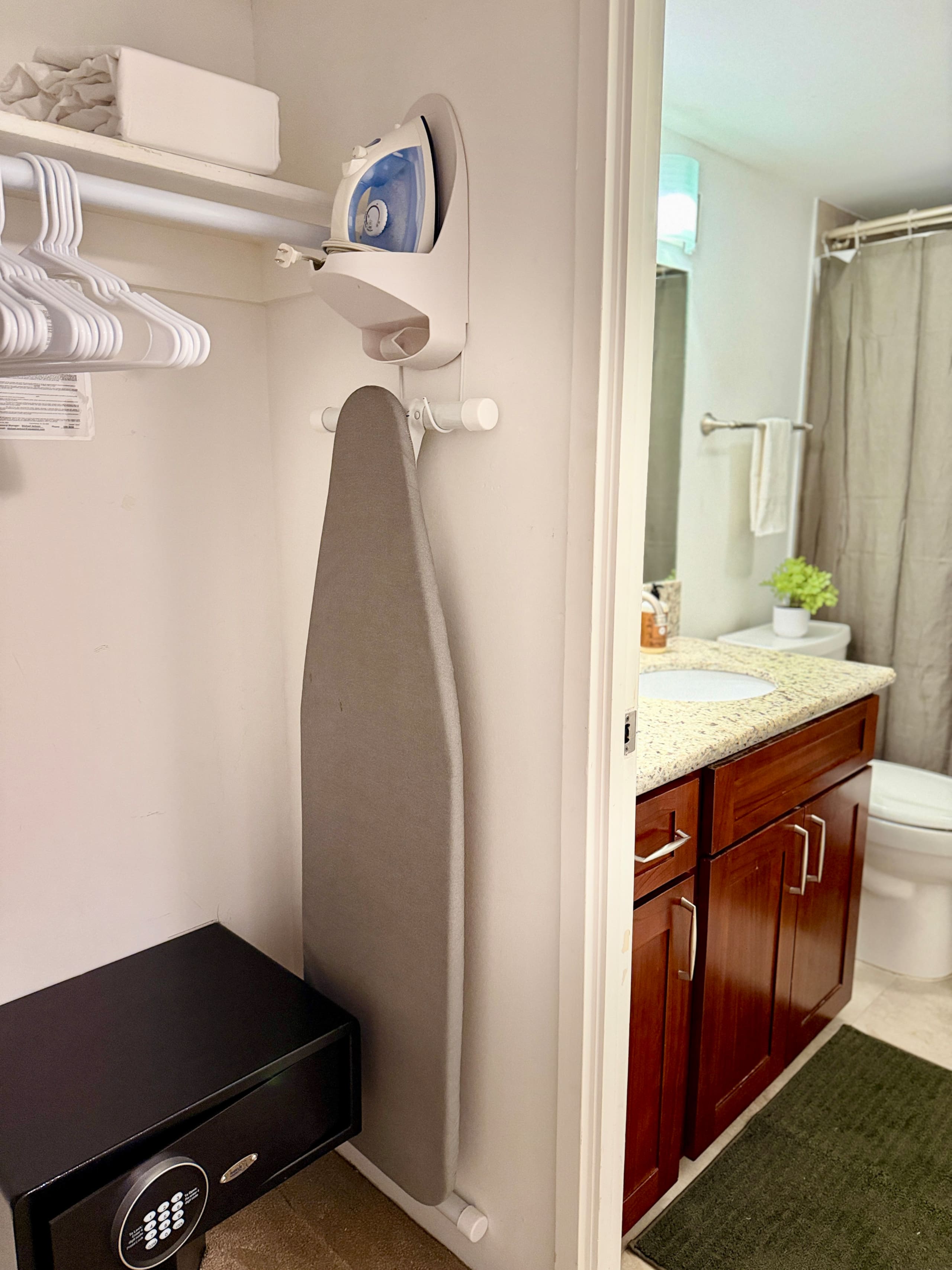 Spacious Honolulu Studio Retreat w/ Parking & AC - Image 22