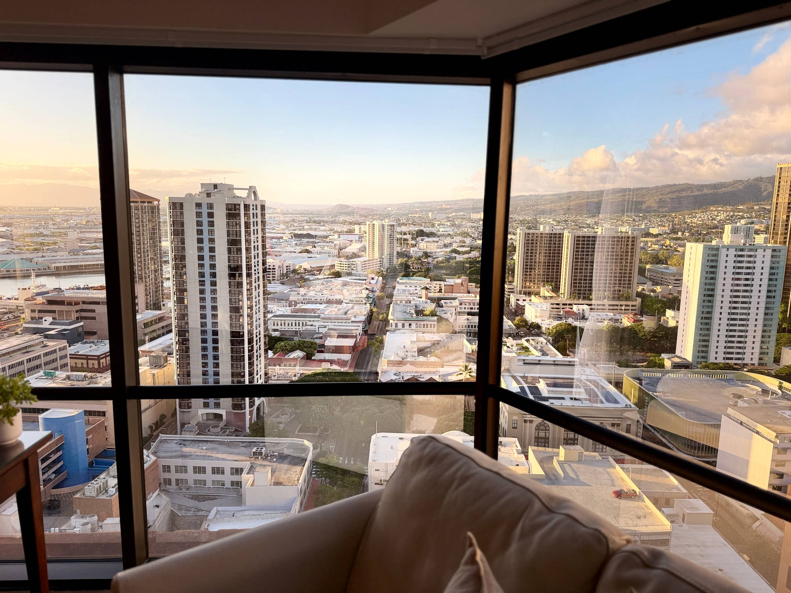 Spacious Honolulu Studio Retreat w/ Parking & AC - Image 19