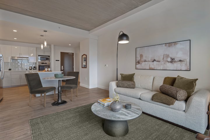 Lux 2br In Assembly Square | Pool & Fitness Center - ケンブリッジ, MA
