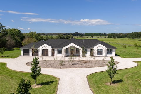 The Riverside House Country Estate