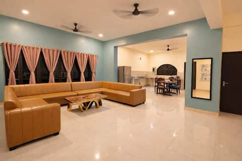 Lovingluving Signature stay 3BHK | Spacious Home