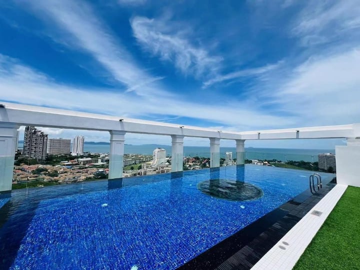 Luxury Living Experience | 5 Star Stay - Jomtien