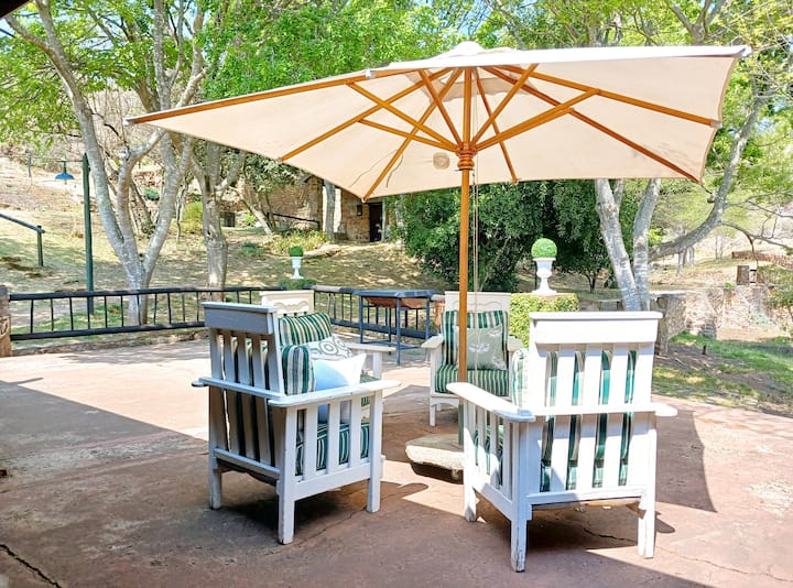 Paardeplaats Nature Retreat
-Jaffrie Room - Lydenburg