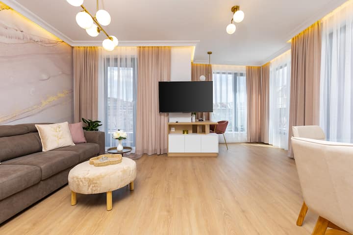 Stylish City Escape – 1bd Apt In Plovdiv - Plovdiv