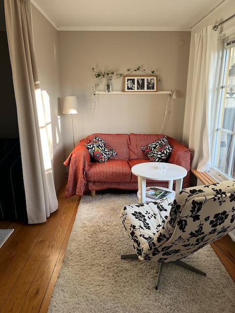 Popular Airbnb listing: Cozy modern apartment in central Täby in Täby