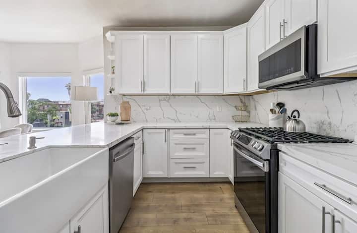 5bd, 3ba Modern Luxury Home W/yard In Center Of Sd - コロナド島, CA