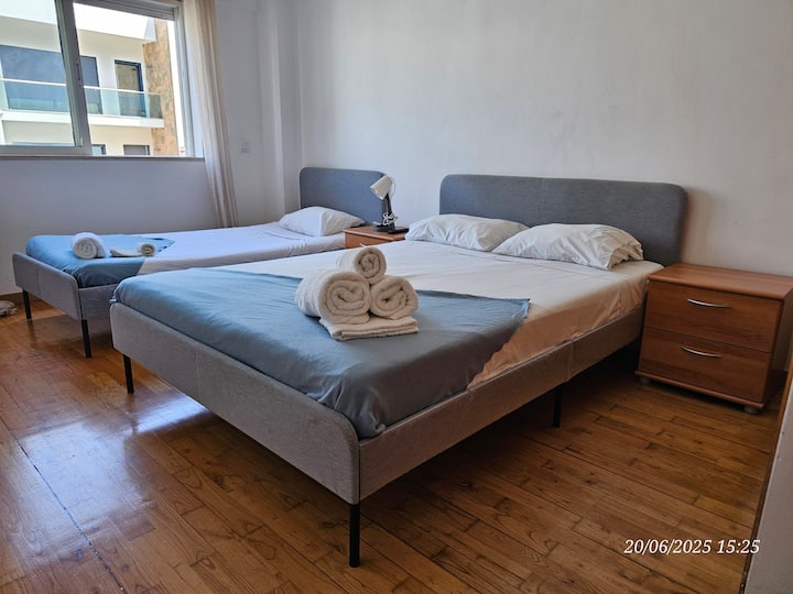 Moniya Room| Tranquility Between Airport And City - Faro