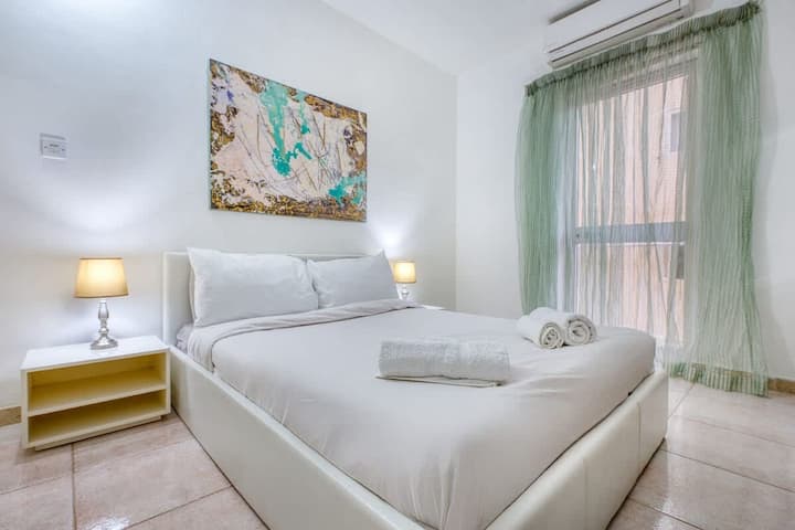 Peaceful Mellieħa Stay | Walk To Ghadira Beach - マルタ