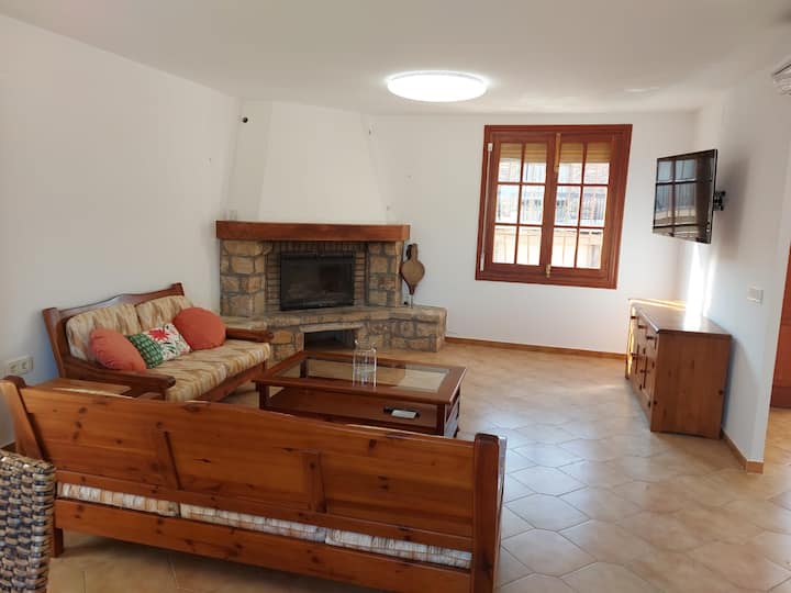 Chalet Con Piscina Al Pie Del Puig Campana - Villajoyosa