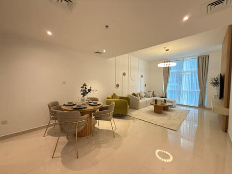 Successful Airbnb property: City Living Holiday Home | On Sheikh Zayed Road in Trade Center First