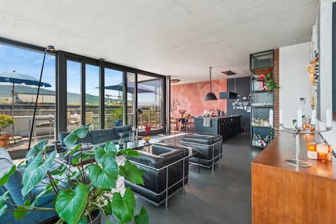 Top Airbnb: The Penthouse - Exceptional 360° attic apartment in Langstrasse