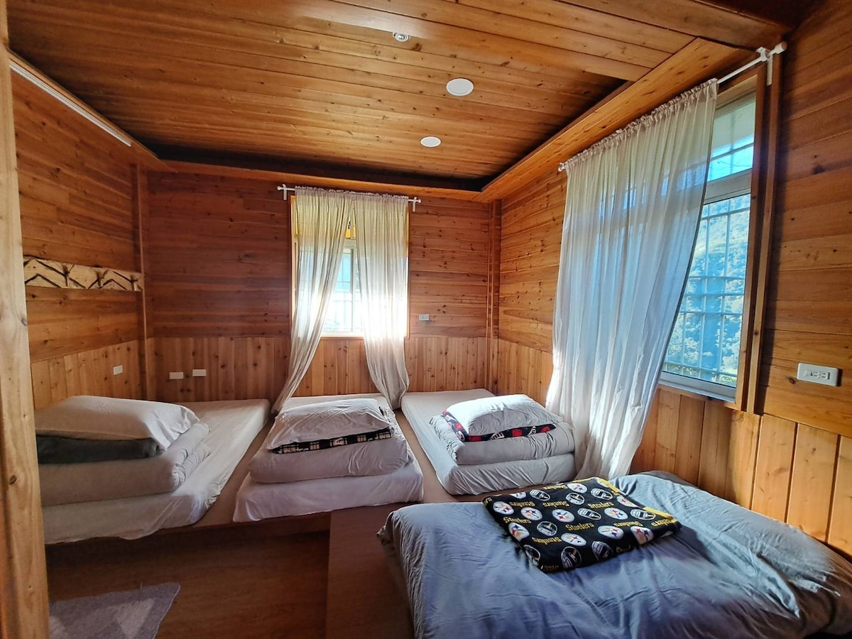 საძინებელი 1