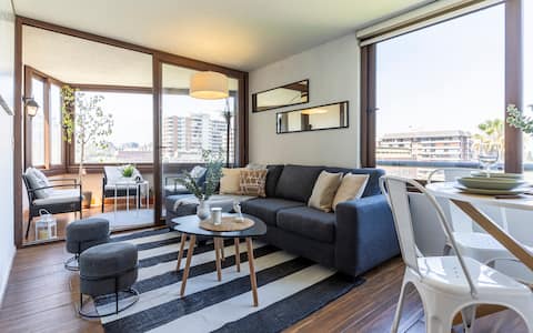 Successful Airbnb property: Modern apartment with a view in Providencia in Providencia