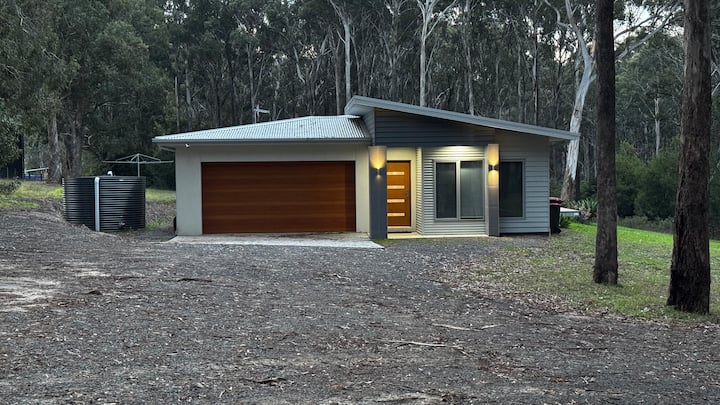 Cozy Bushland Retreat - Perfect Winter Escape - Lakes Entrance