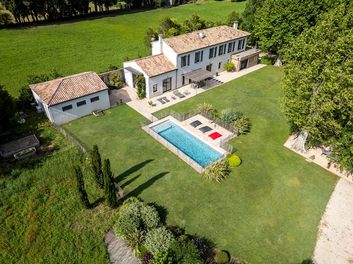 Mas Provençal D’exception Avec Piscine - Avignon