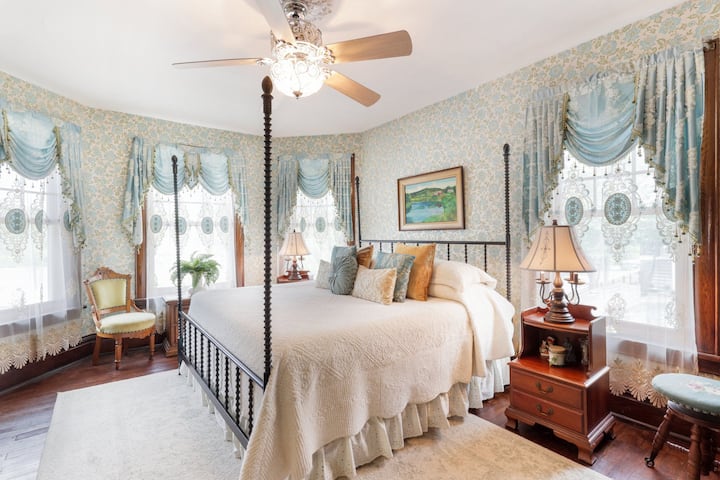 საძინებელი 1