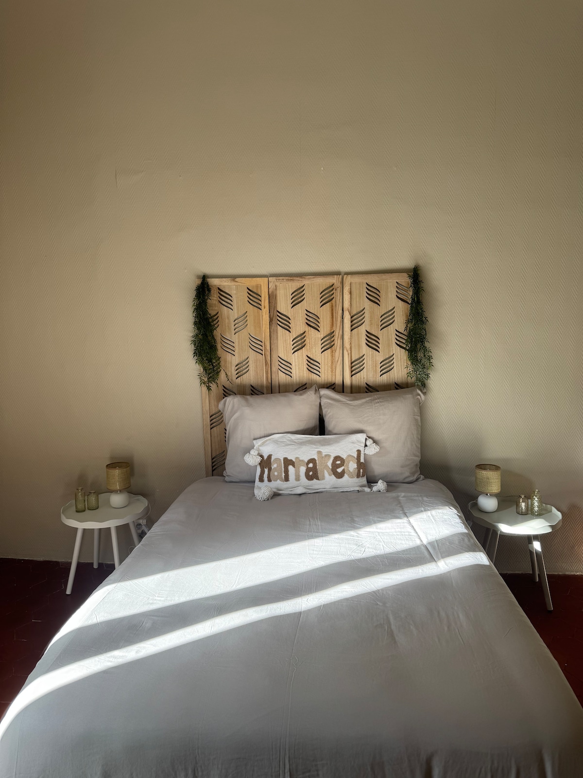 საძინებელი 1