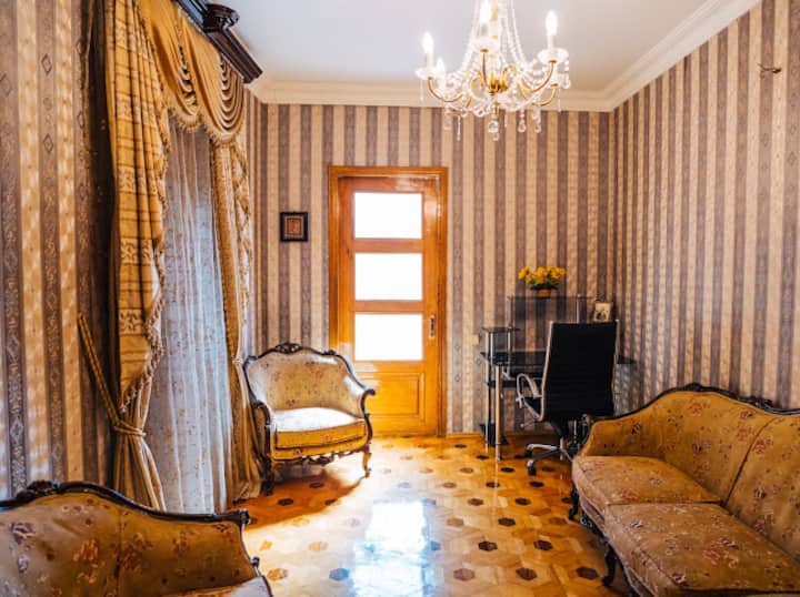 Elegant Apartment In The Center Of Kutaisi. - Georgia
