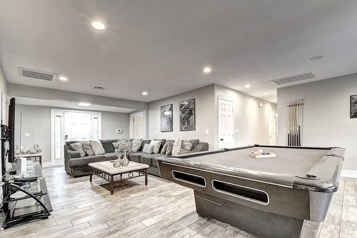 9 Bedrooms| Pickleball Court Basketball Court - Phoenix