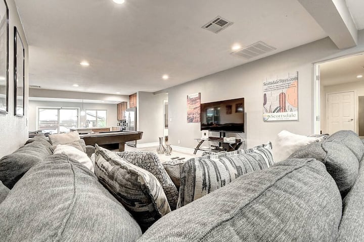 9 Bedrooms| Pickleball Court Basketball Court - Phoenix
