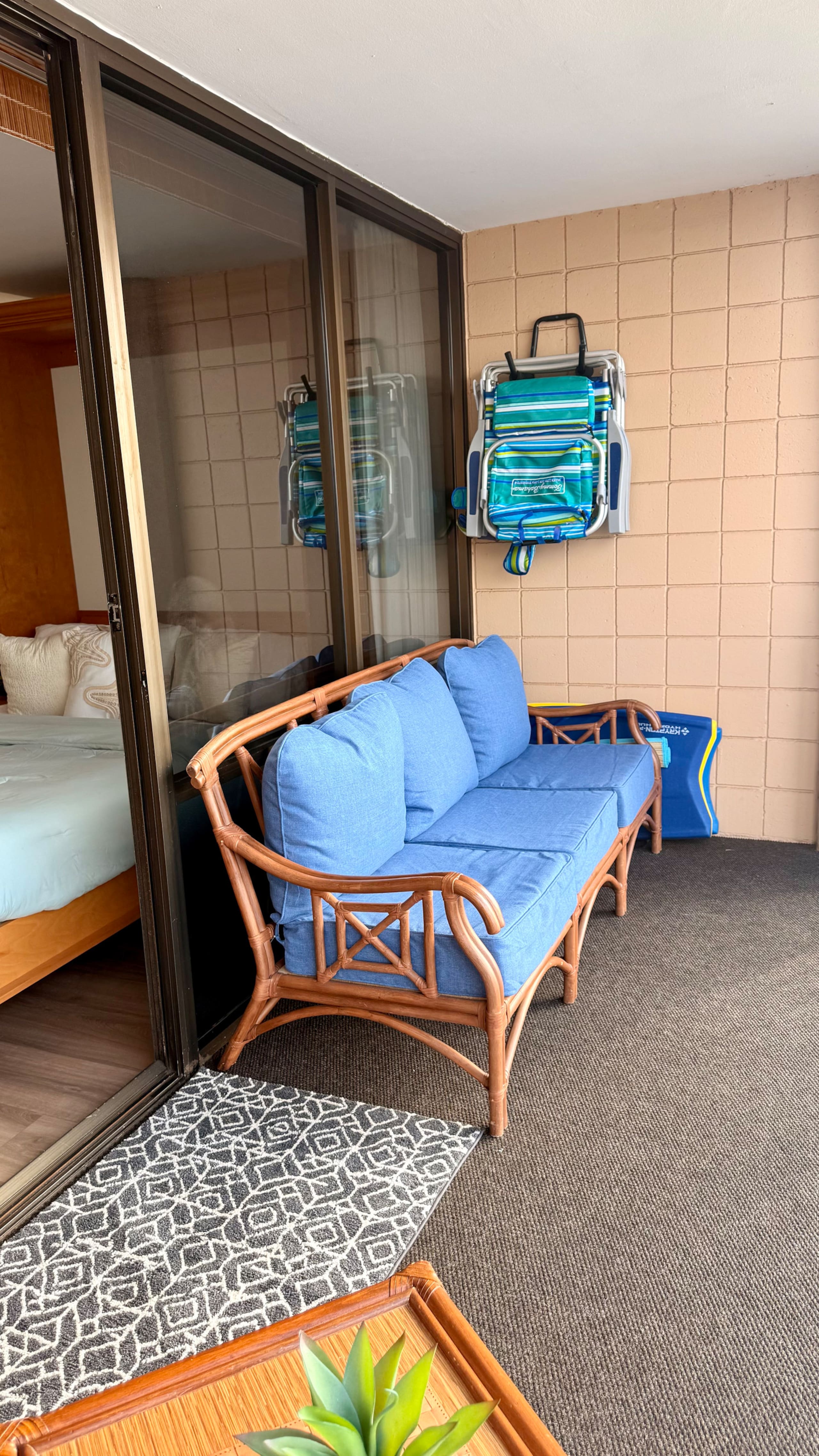 Condo in Lahaina · ★5.0 · 1 bedroom · 2 beds · 1 bath - Image 37