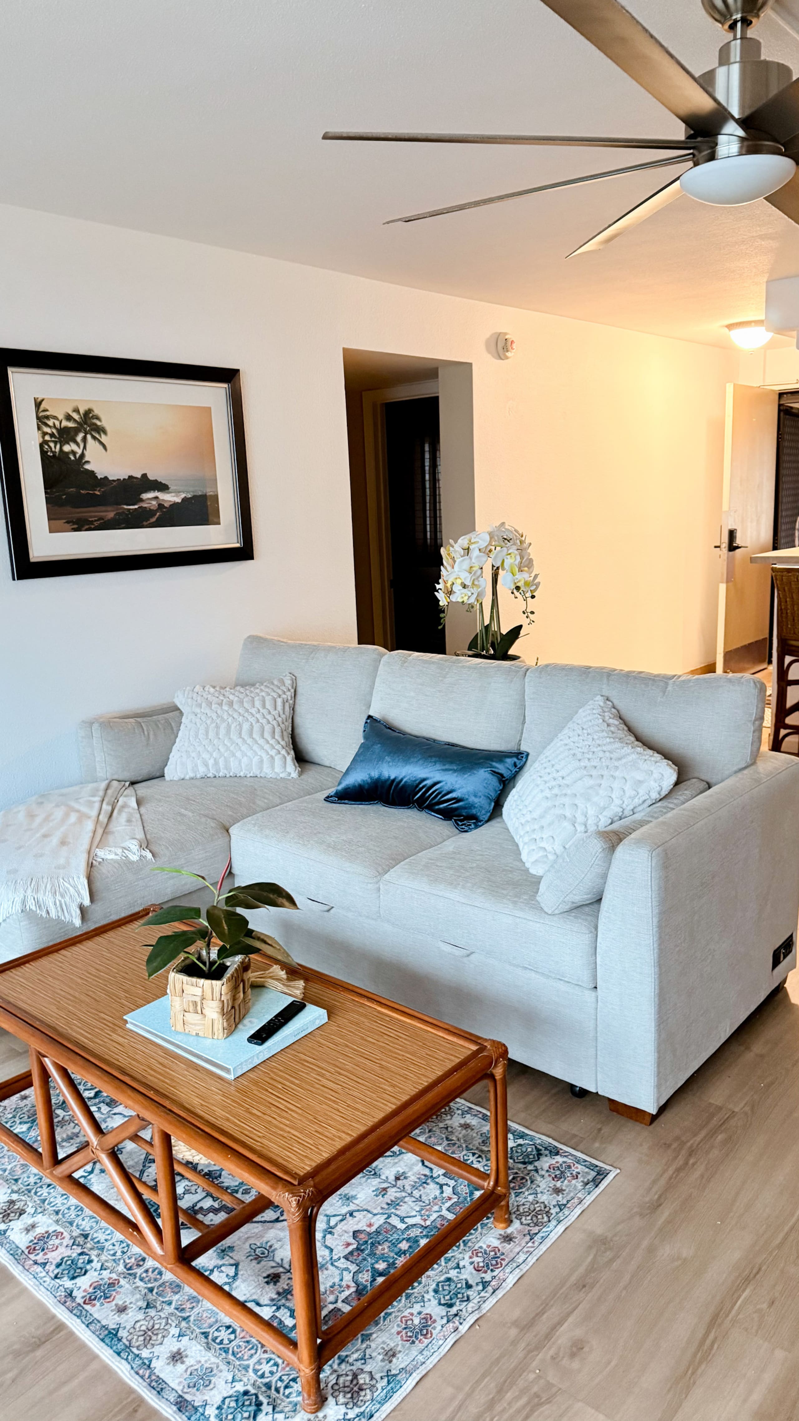Condo in Lahaina · ★5.0 · 1 bedroom · 2 beds · 1 bath - Image 4