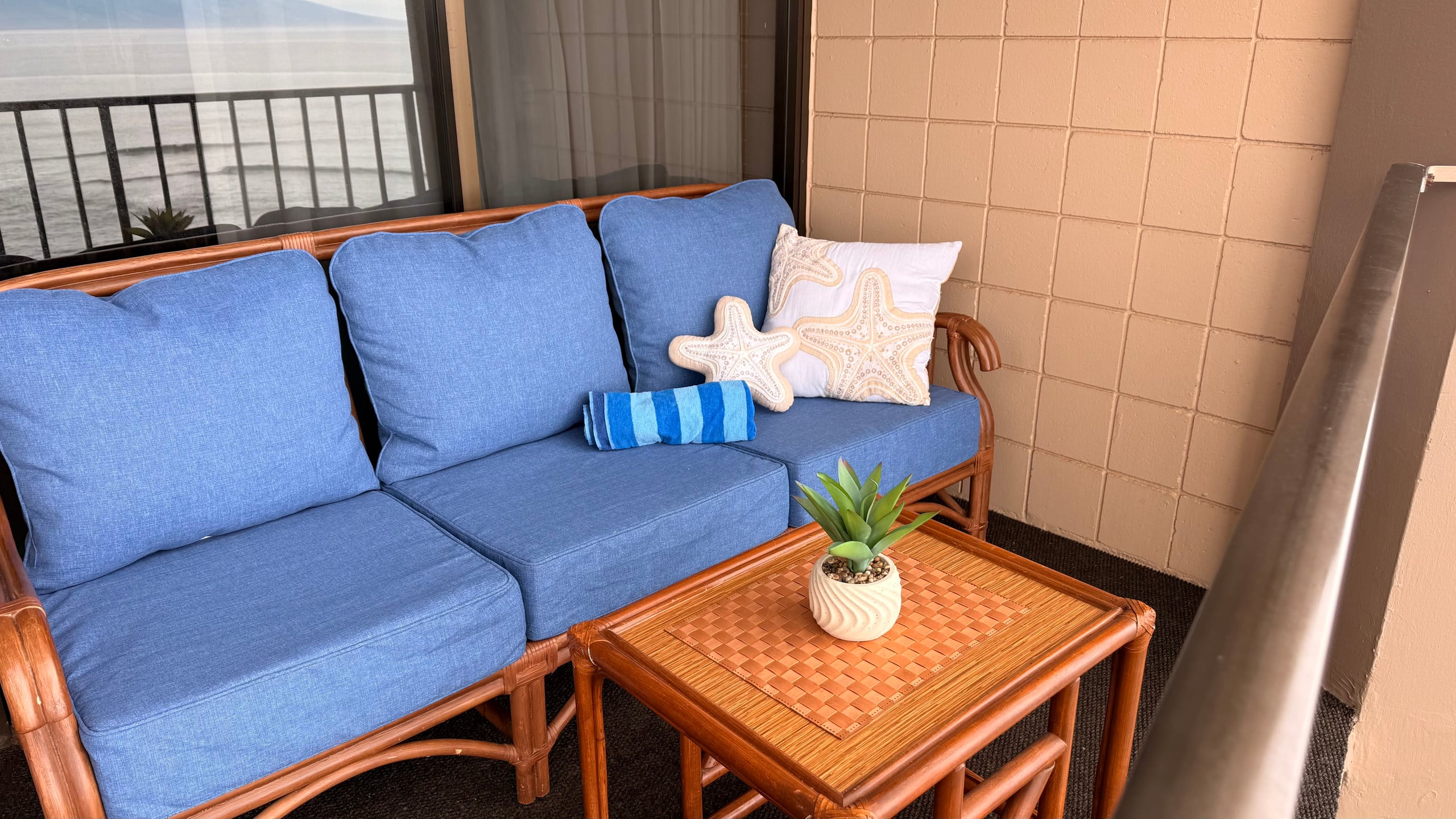 Condo in Lahaina · ★5.0 · 1 bedroom · 2 beds · 1 bath - Image 33