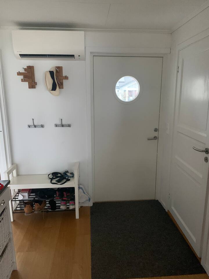 Sommarhus Med Attefallshus I Mellbystrand - Laholm
