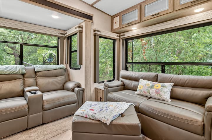 Wildflower Retreat – Glamping Near Bartlesville Ok - 오클라호마