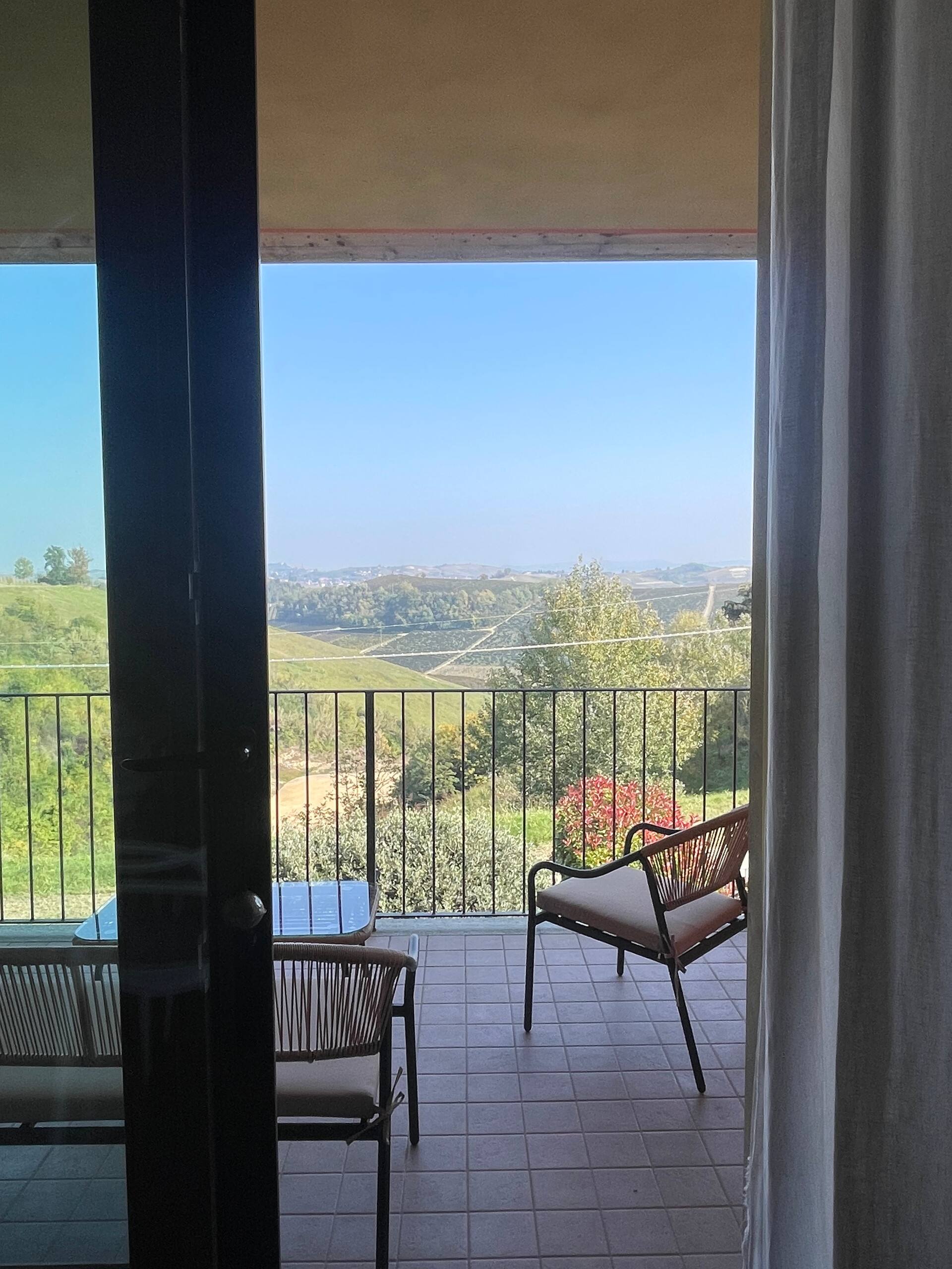 Casa Aurea. Panoramic apartment near Alba