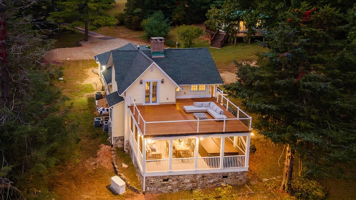Fin & Fig | Mountain Views + Hot Tub - Tryon, NC