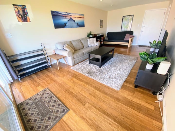 Spacious Condo In Beautiful Boulder County - Boulder, CO