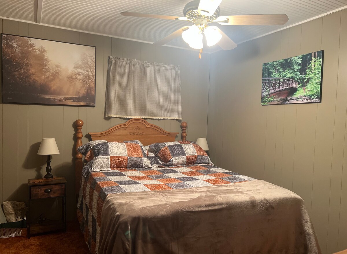 საწოლი 152 × 203 სმ 