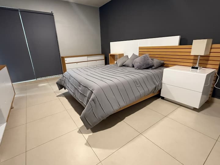 საძინებელი 1