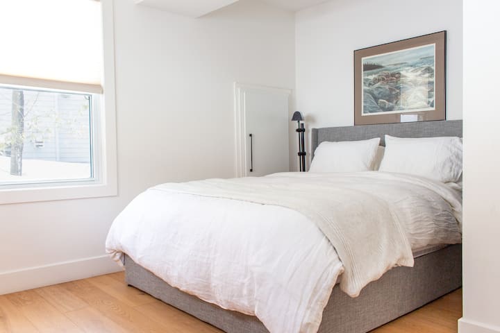 ชุดผ้าปูที่นอนหรูหราคุณภาพระดับโรงแรมใหม่เอี่ยม 