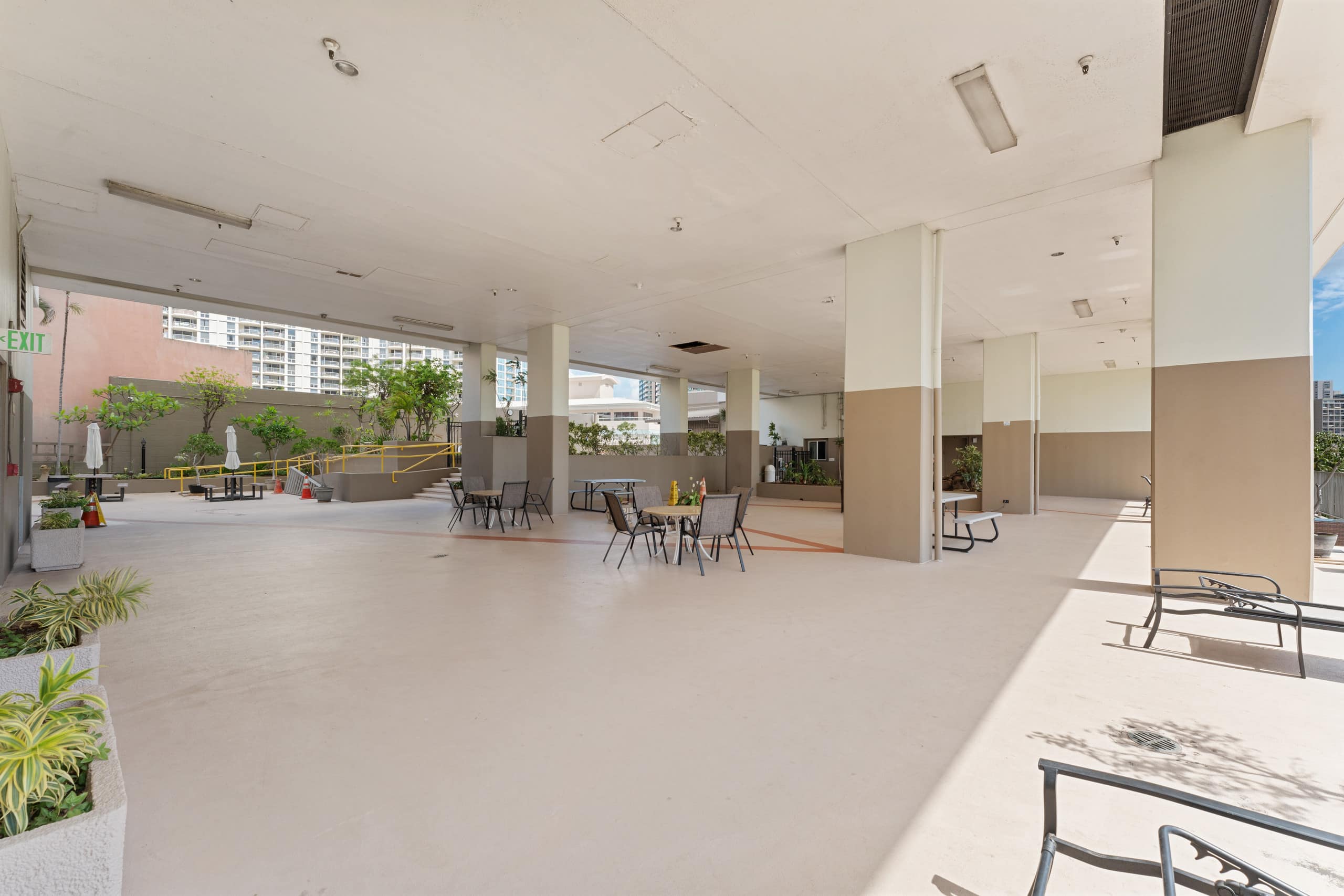 10F Convenient Cosy Studio @ Inn On the Park - Image 18