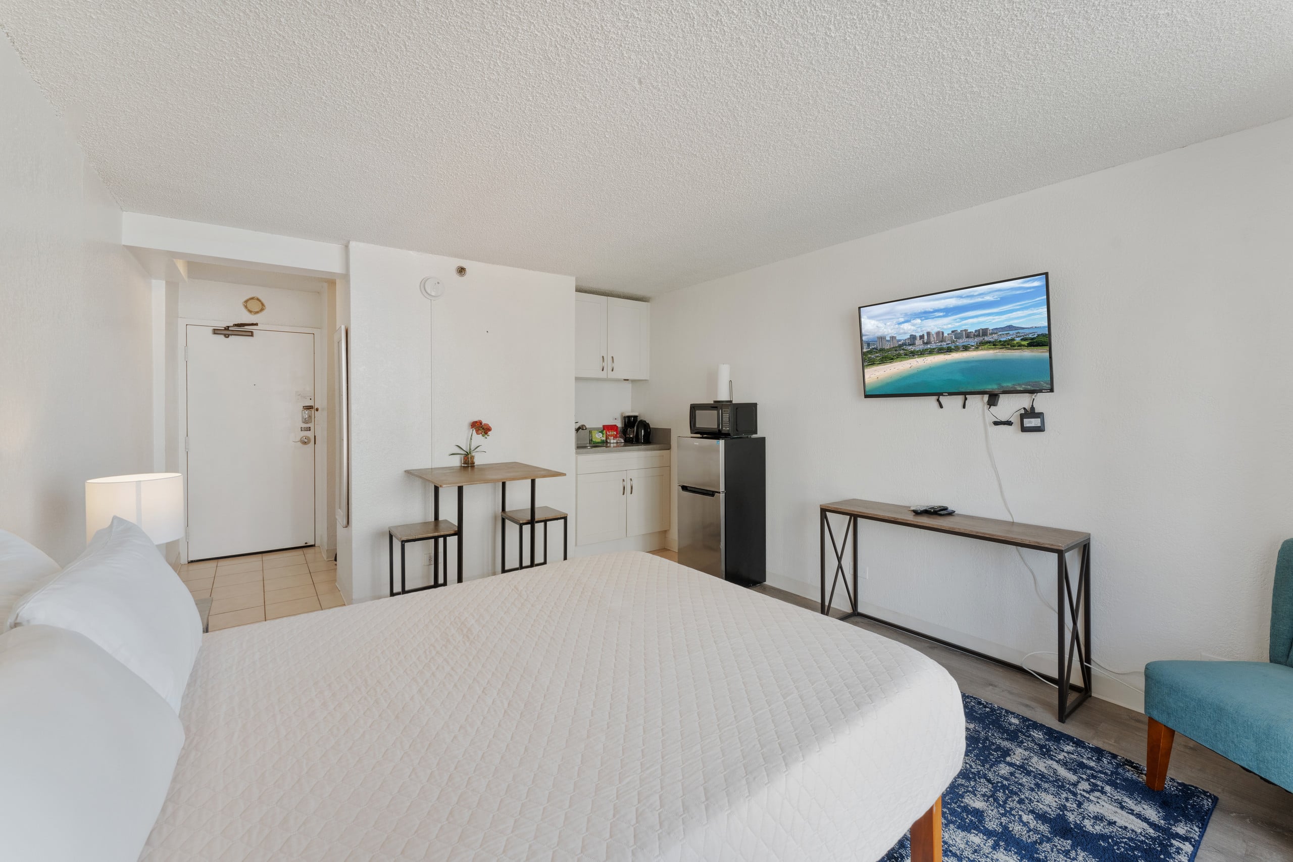 10F Convenient Cosy Studio @ Inn On the Park - Image 1