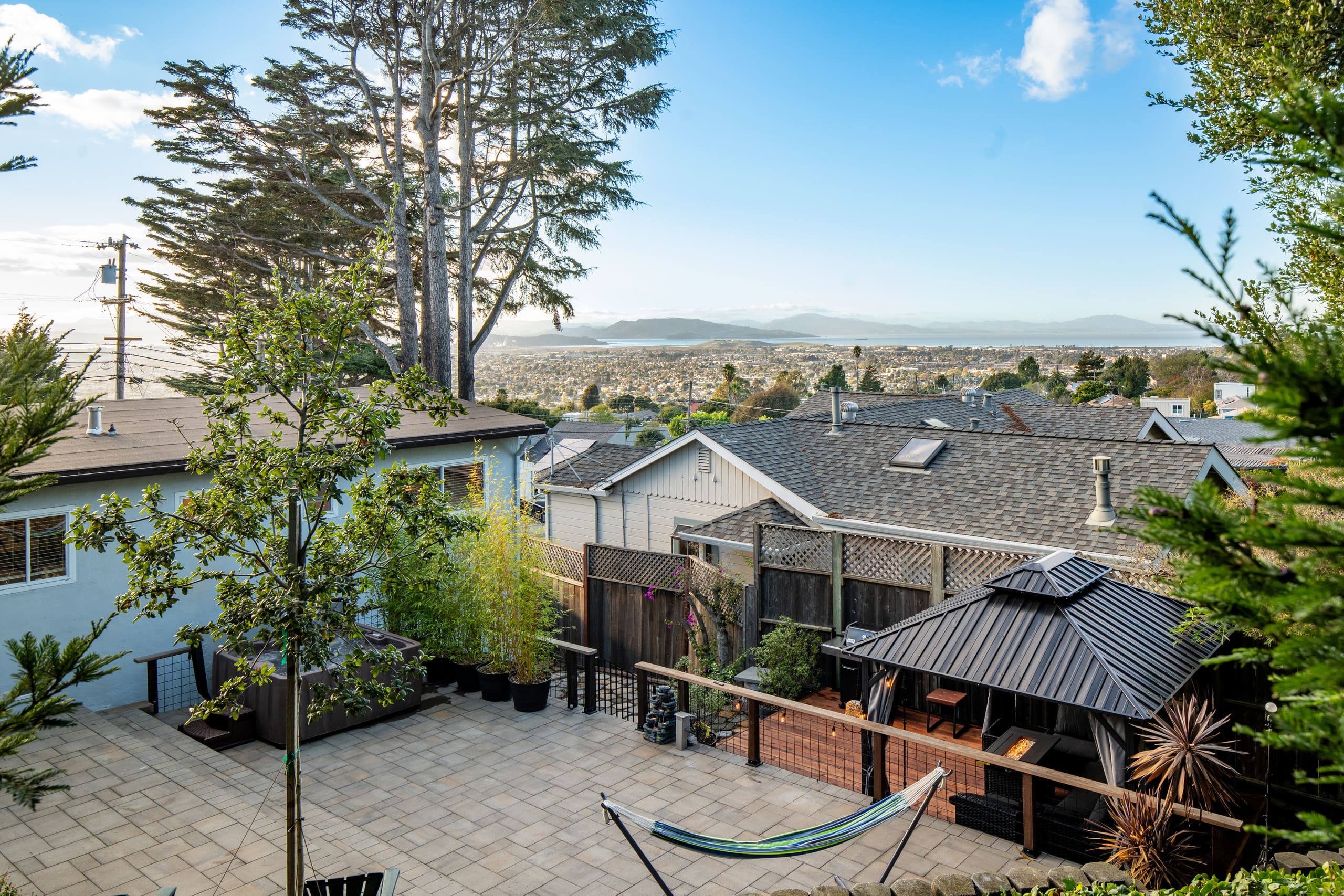 Bayview Serenity Hot Tub & Golden Gate Views - Photo 12