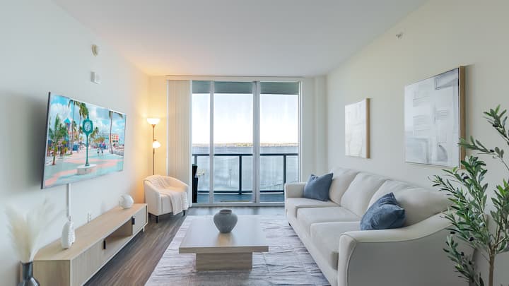 Blue Harbor | Water Views 5 Min Downtownking Bed - 麥爾茲堡