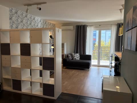 Top Airbnb: Modern apartment, fully equipped in łódź Górna