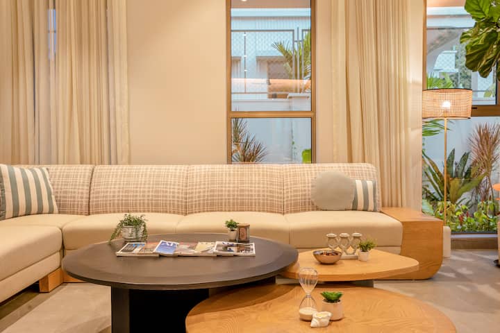 Living room image 8