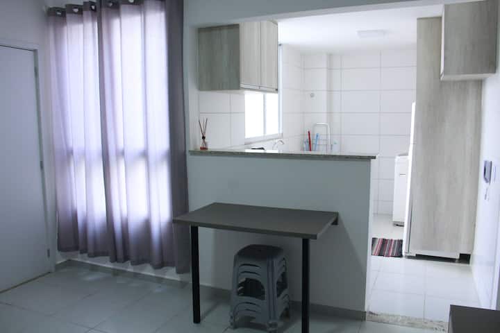 Apartamento 2 Quartos, 4/5 Pessoas. Bem Localizado - Lucas do Rio Verde