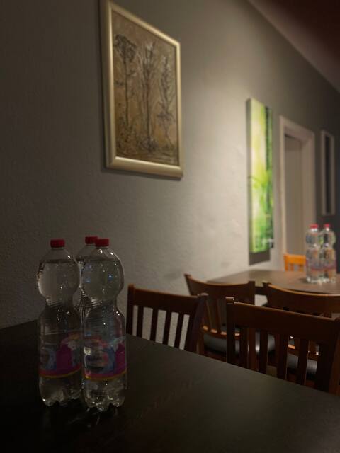 Top Airbnb: Modern City Apartment & Central & Well-Connected in Vahrenwald