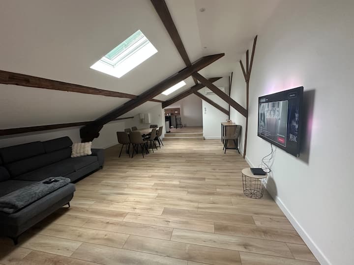 Appartement Au Cœur De Chalon - Confort Et Calme - Chalon-sur-Saône