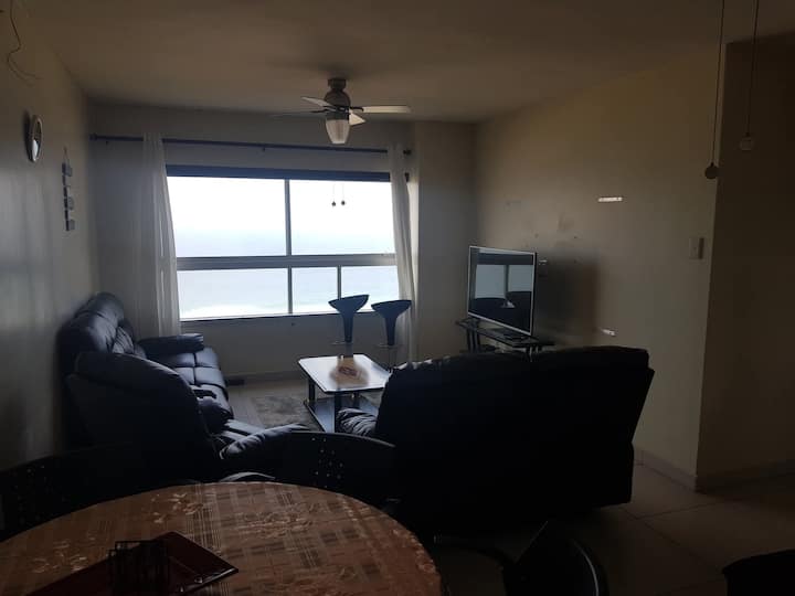Pam's Beachfront - Isipingo